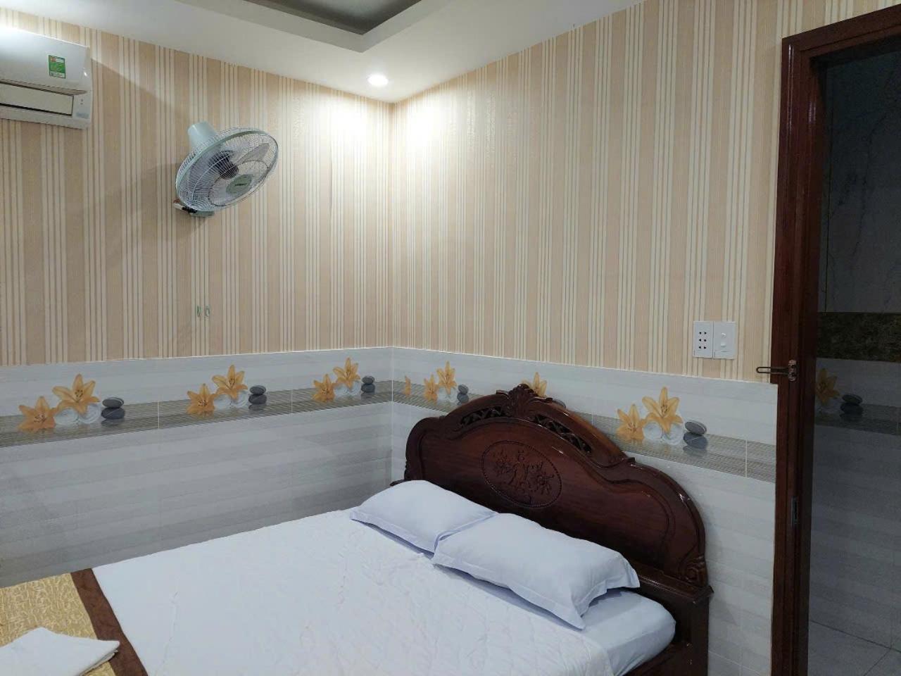 Motel Thuy Tien Вунг Тау Екстериор снимка